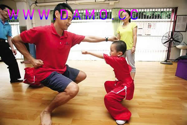 �׽