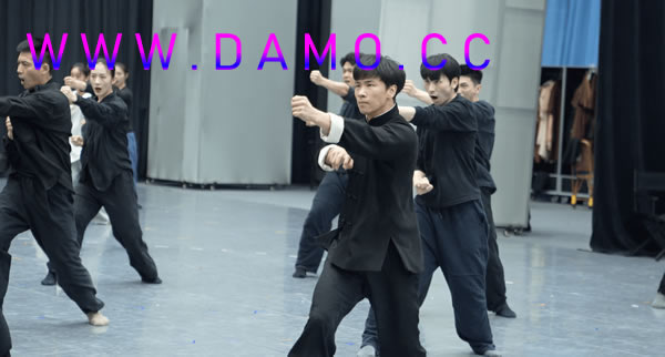 �׽