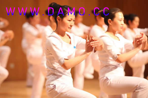 瑜伽网 瑜伽